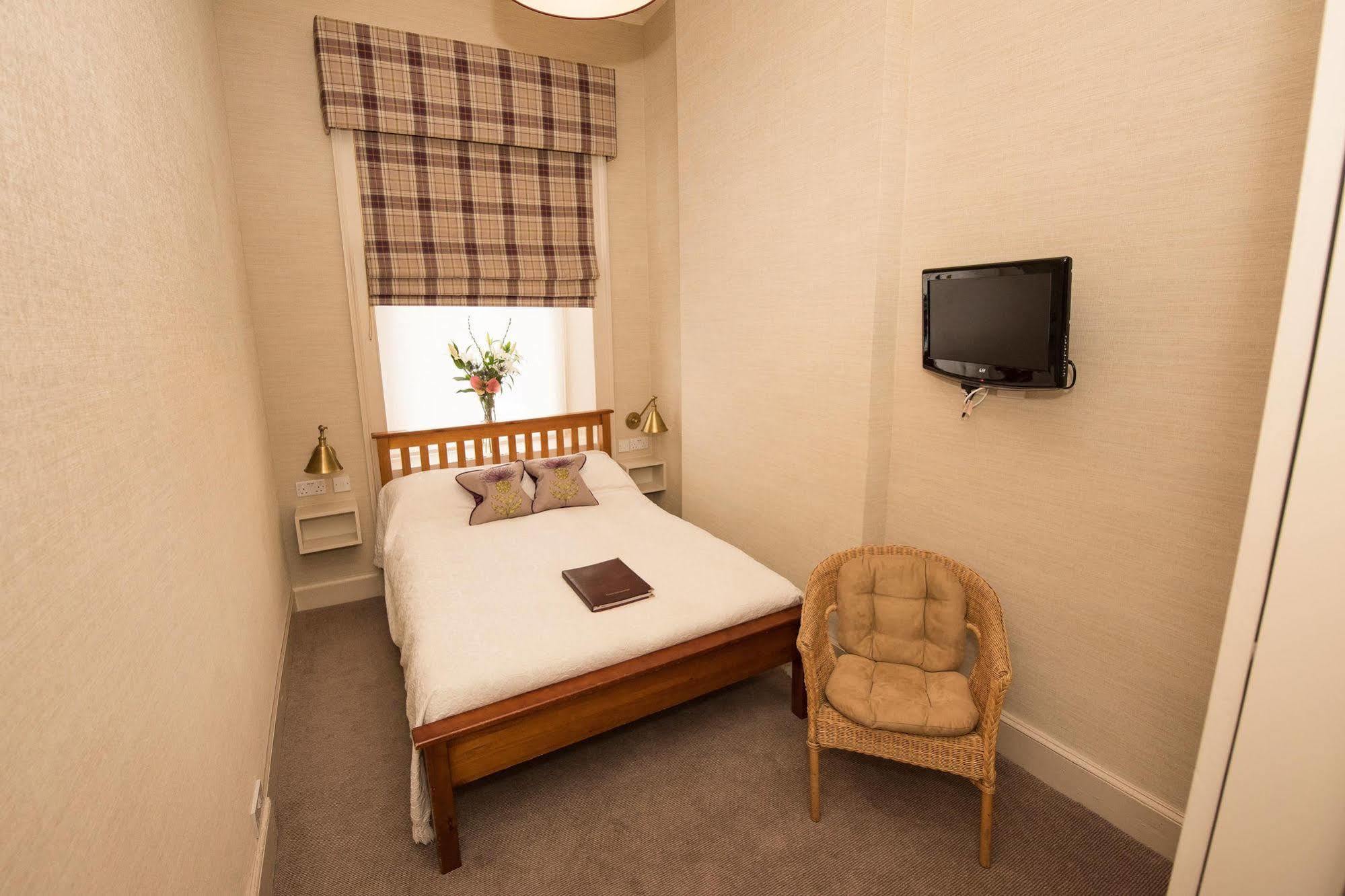 Sherwood 4*